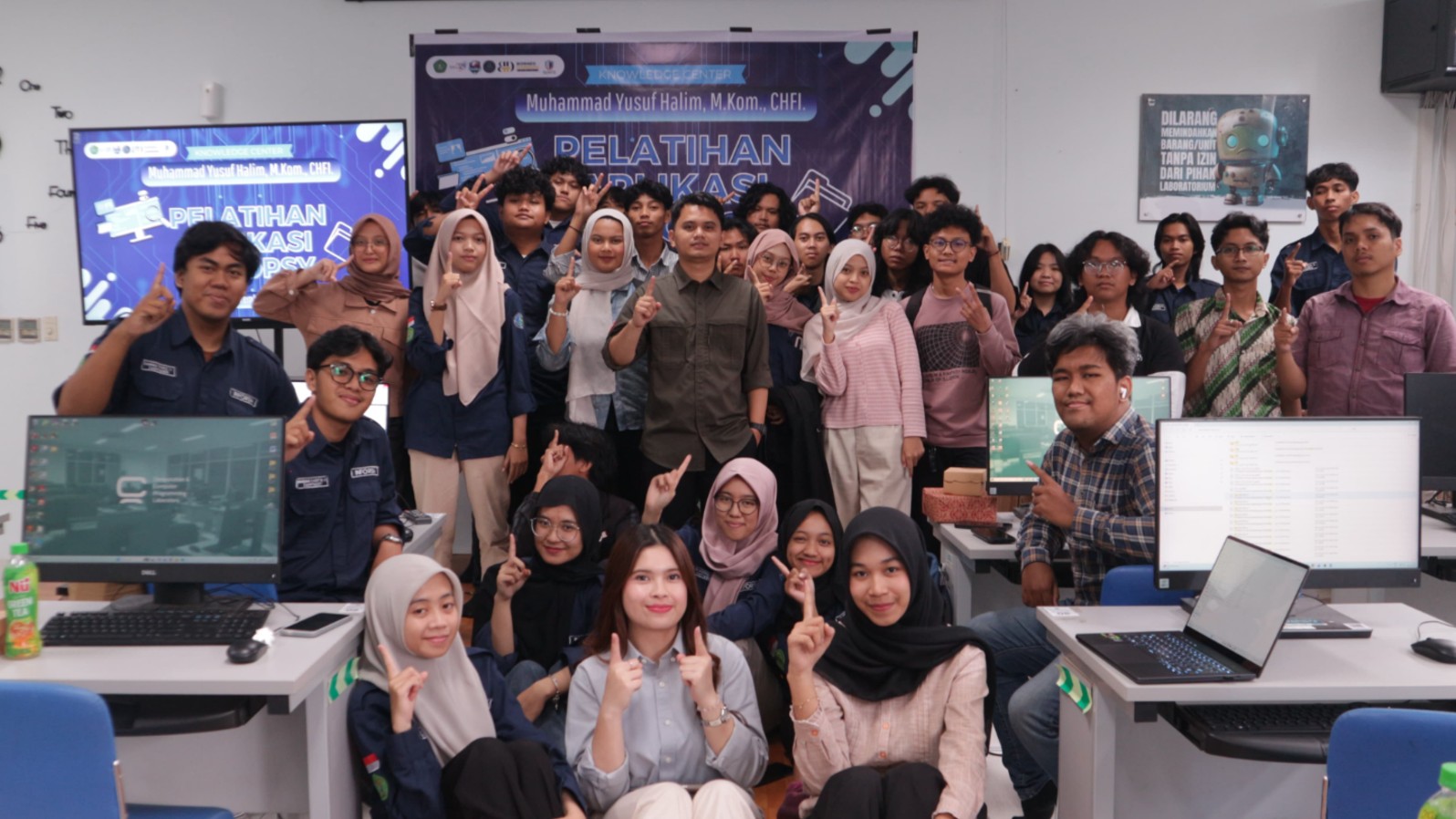 Narasumber Digital Forensic gallery 1